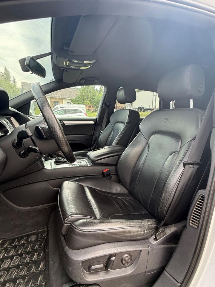 Audi Q7 2008 — photo 6