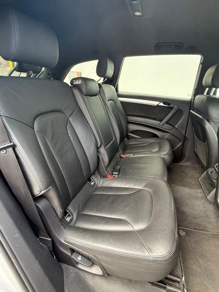 Audi Q7 2008 — photo 8