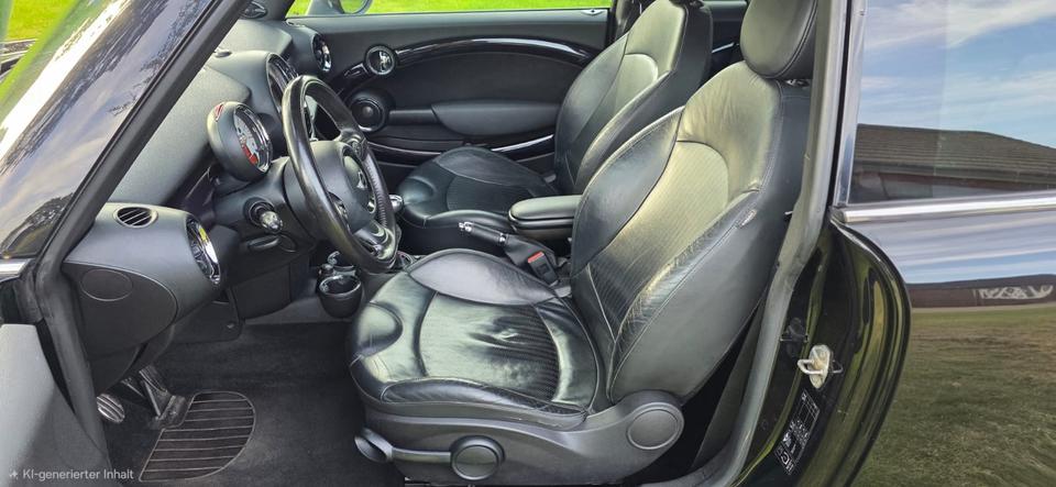 Mini Cooper S 2011 — photo 6