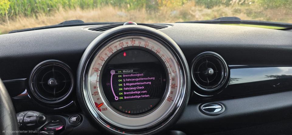 Mini Cooper S 2011 — photo 9