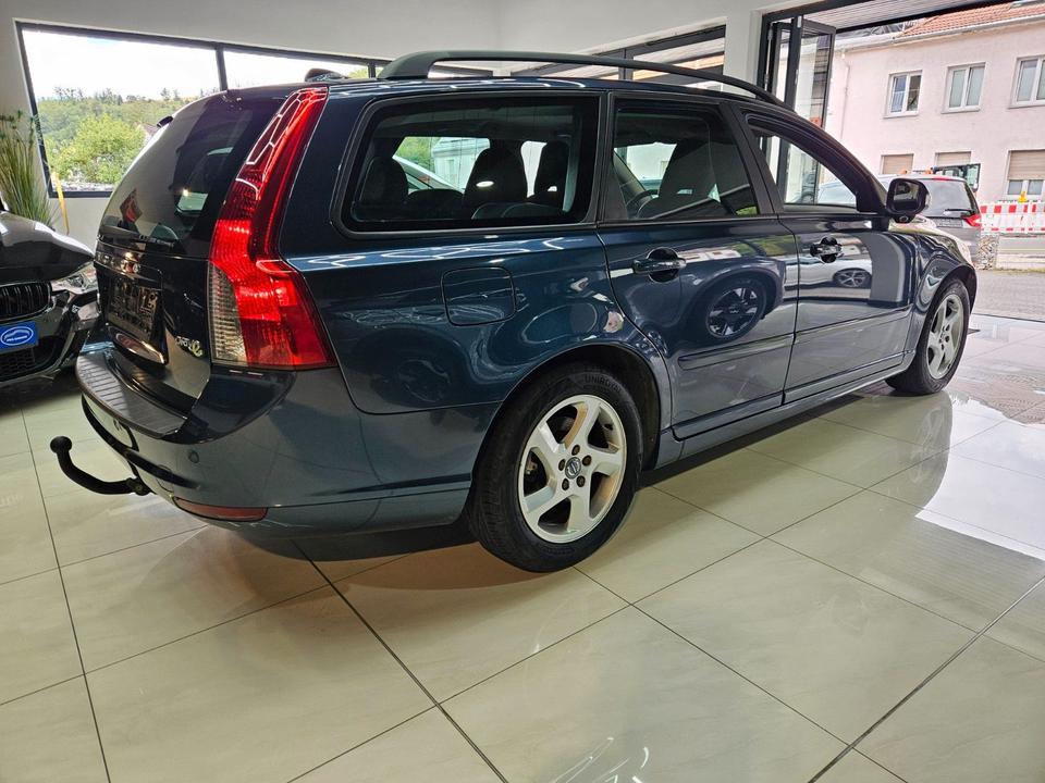 Volvo V50 2010 — photo 5