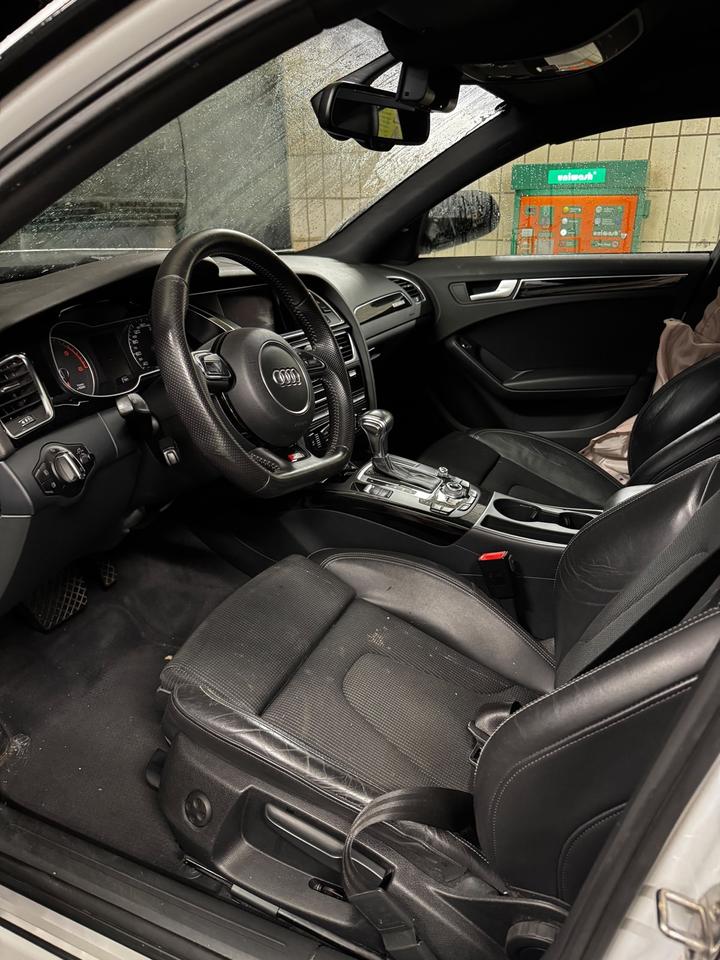 Audi A4 2014 — photo 5