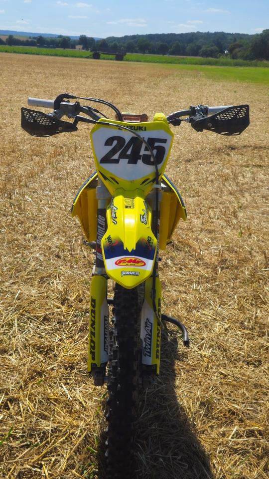 Suzuki rmz 450 Motocross no 250 sx yz kx 2010 — салон