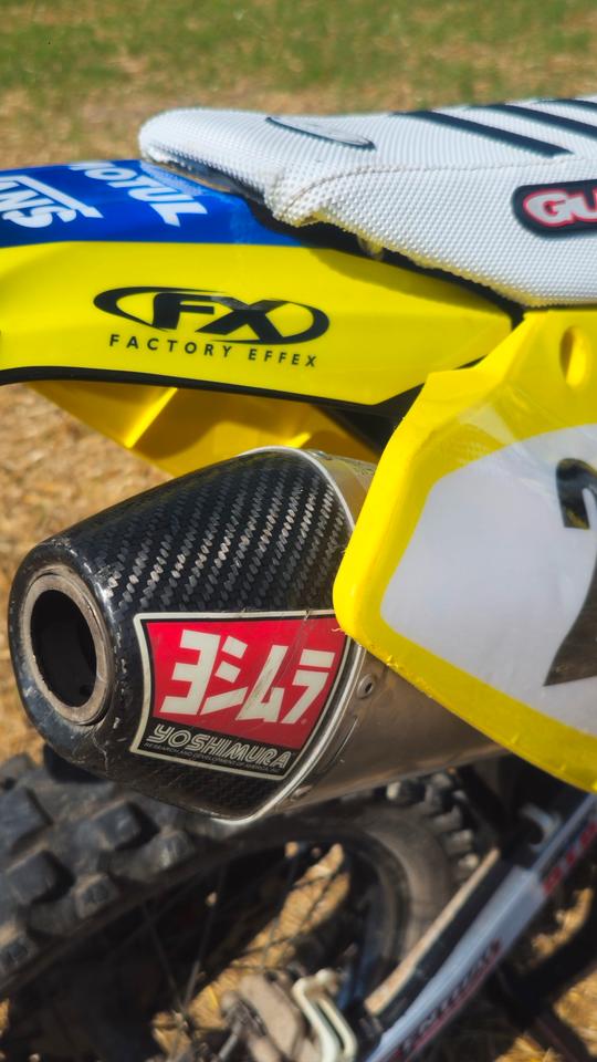Suzuki rmz 450 Motocross no 250 sx yz kx 2010 — двигун 450 ccm