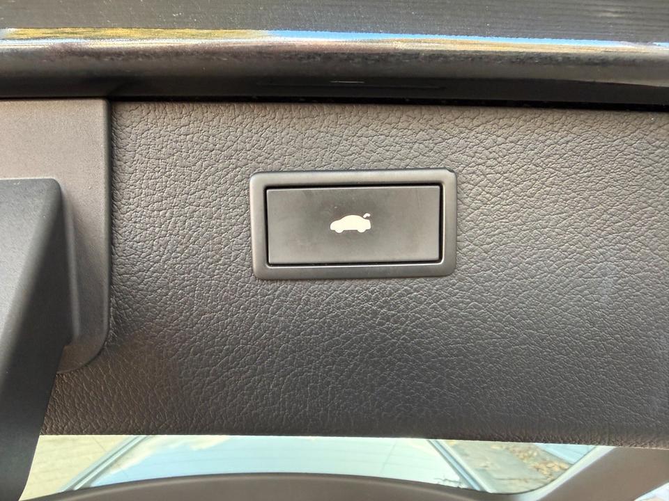 Audi A6 2008 — photo 22