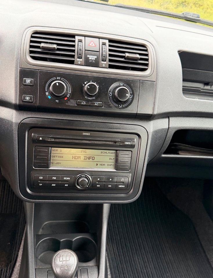Skoda Fabia 2008 — photo 12