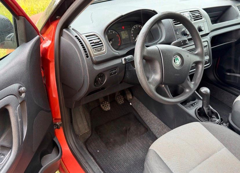 Skoda Fabia 2008 — photo 9
