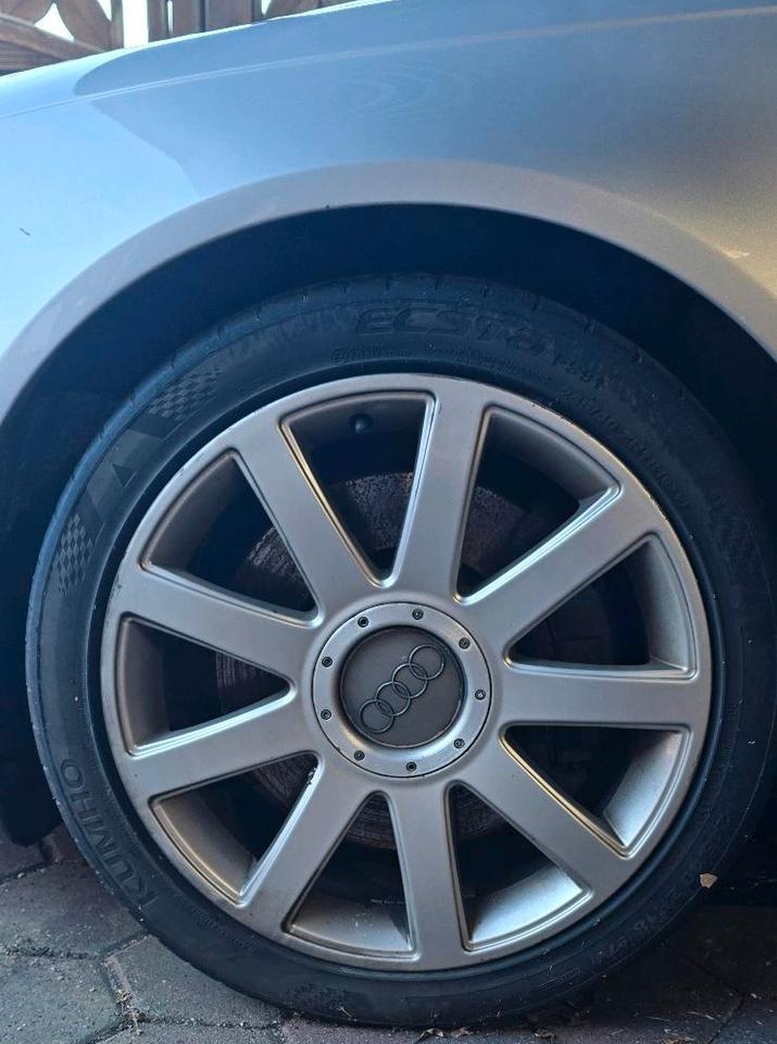 Audi A6 2005 — салон