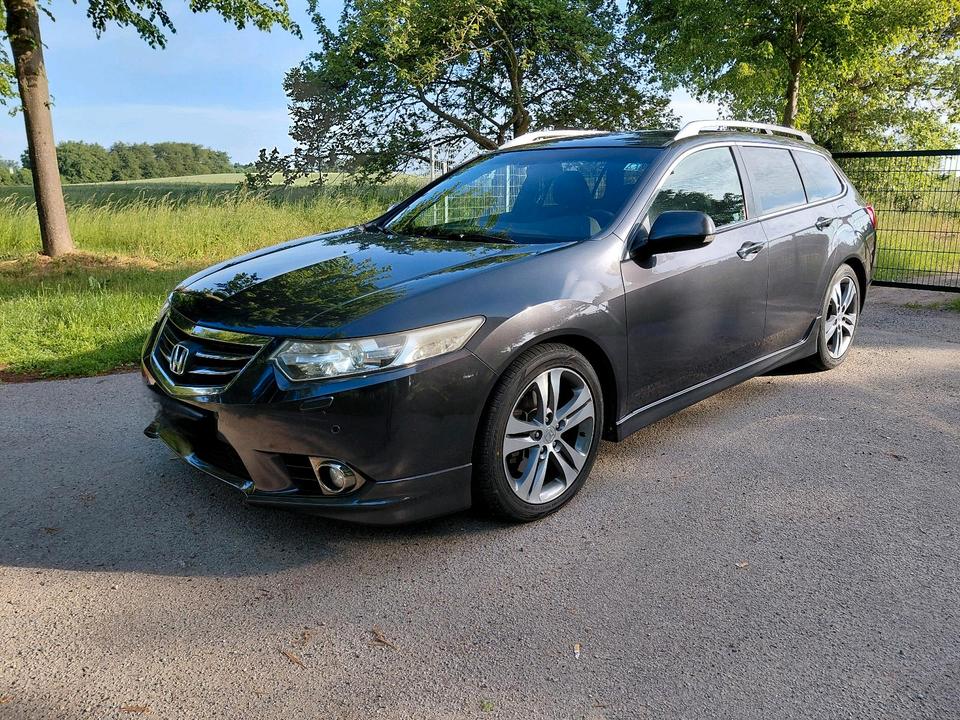 Honda Accord, 2011
