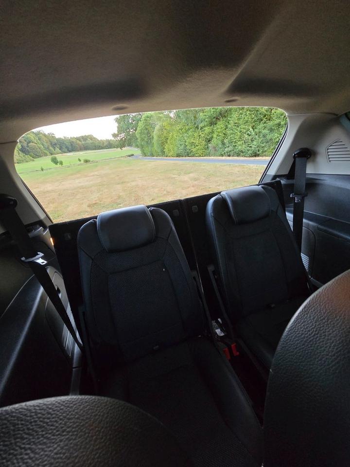 Ford S-Max 2009 — photo 14