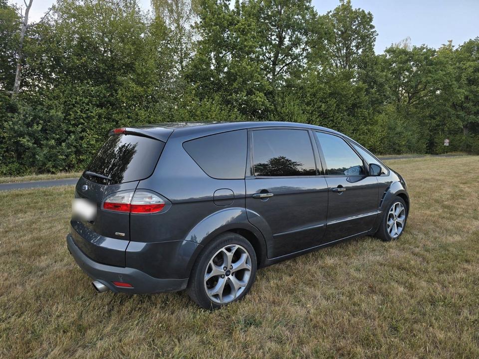 Ford S-Max 2009 — engine