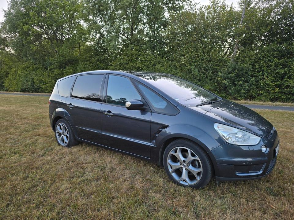 Ford S-Max 2009 — photo 7
