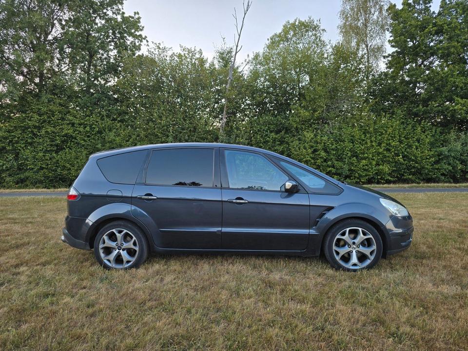 Ford S-Max 2009 — photo 8