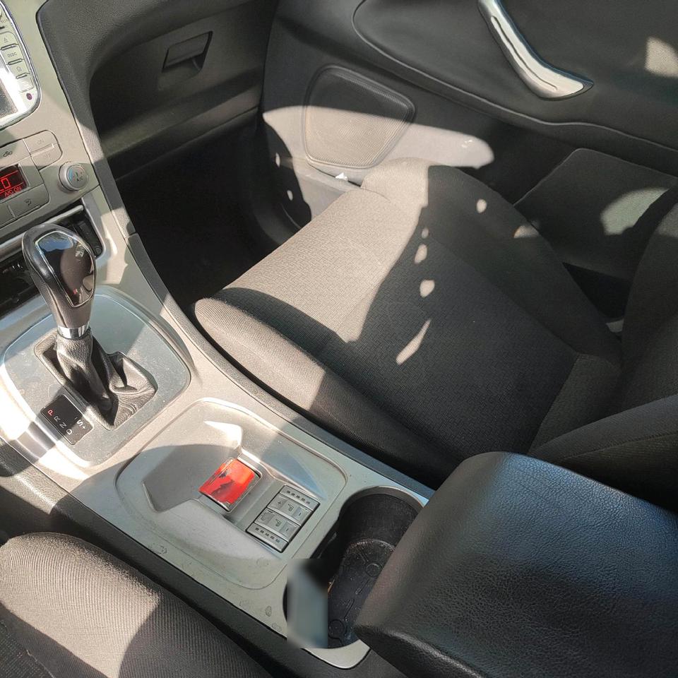 Ford C-Max 2007 — photo 15
