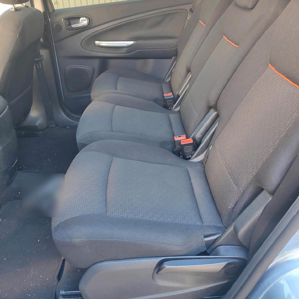 Ford C-Max 2007 — photo 9