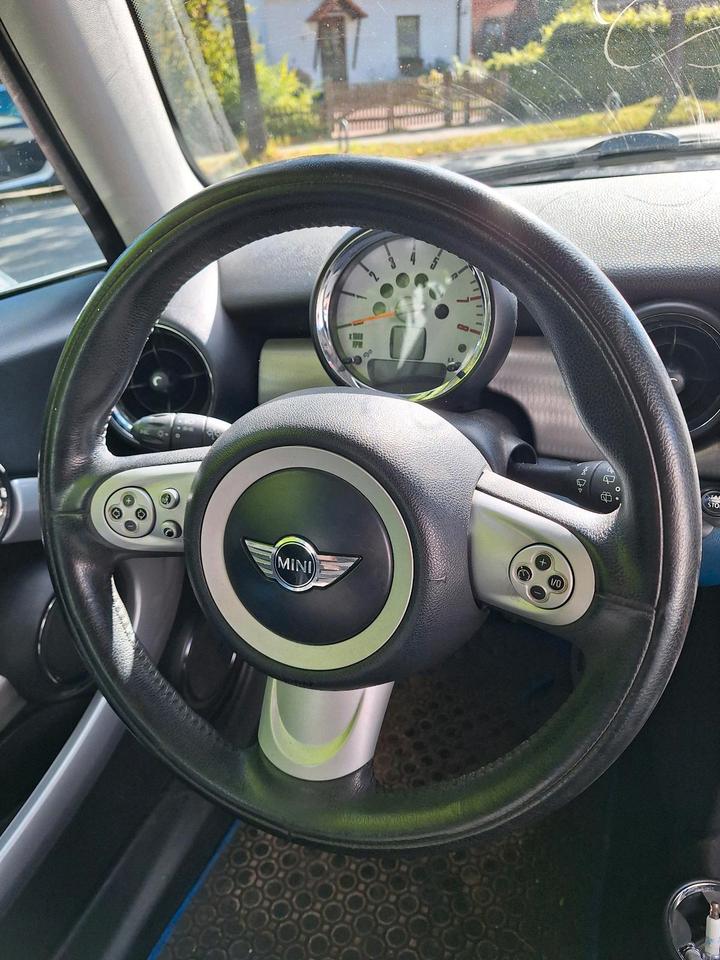Mini Cooper 2007 — photo 7
