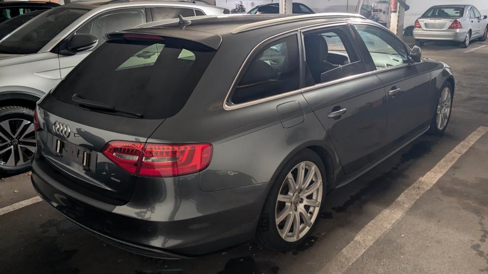 Audi A4 2014 — photo 5