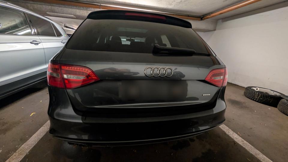 Audi A4 2014 — photo 7
