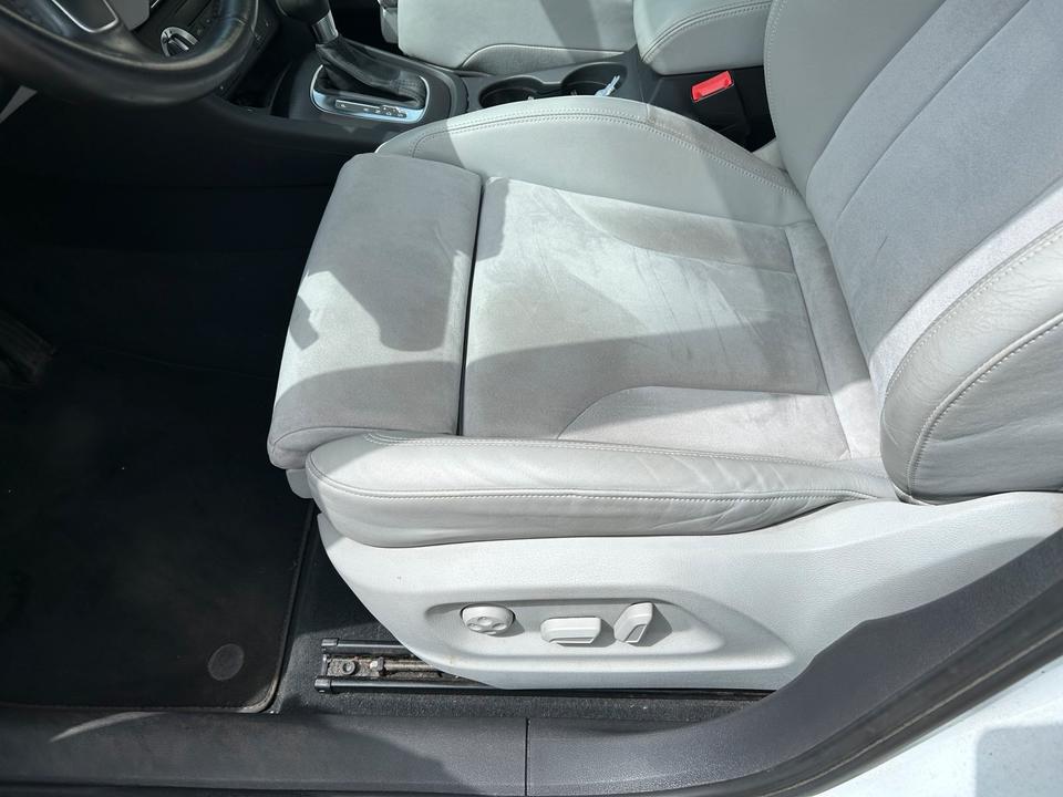 Audi Q3 2013 — photo 8