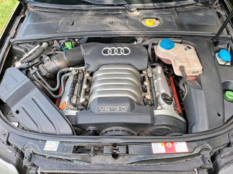 Audi A4 2004 — photo 7