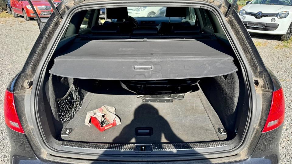 Audi A4 2006 — photo 12