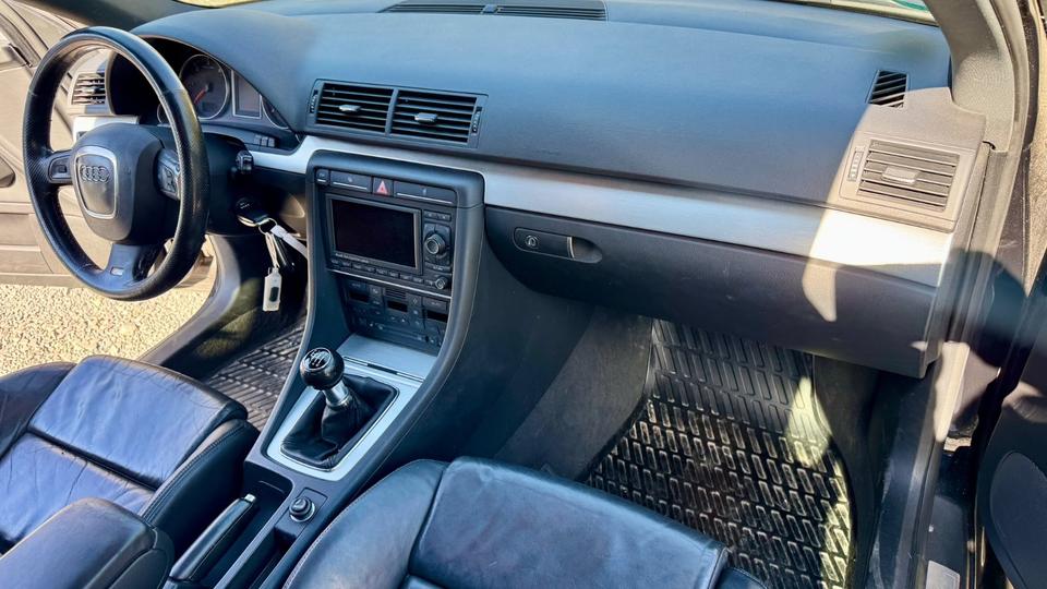 Audi A4 2006 — photo 15