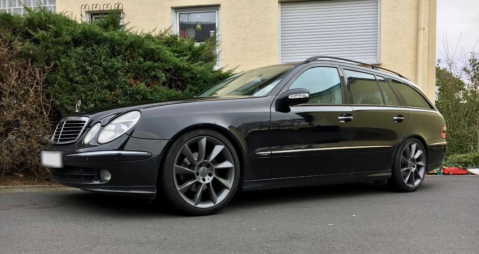 Mercedes Benz E 220 2005 — vehicle for AFU Ukraine