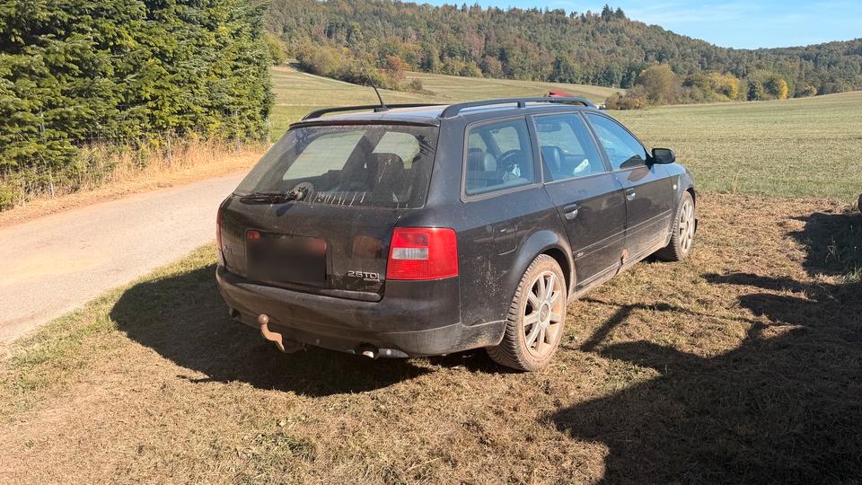 Audi A6 2004 — photo 12