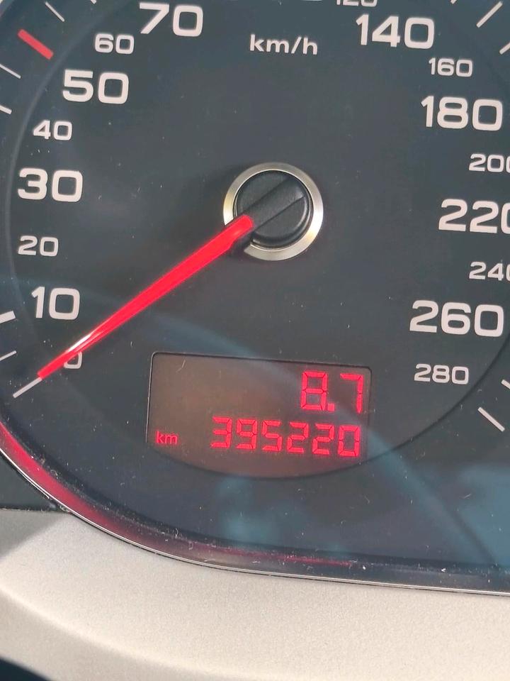 Audi A6 2011 — photo 13