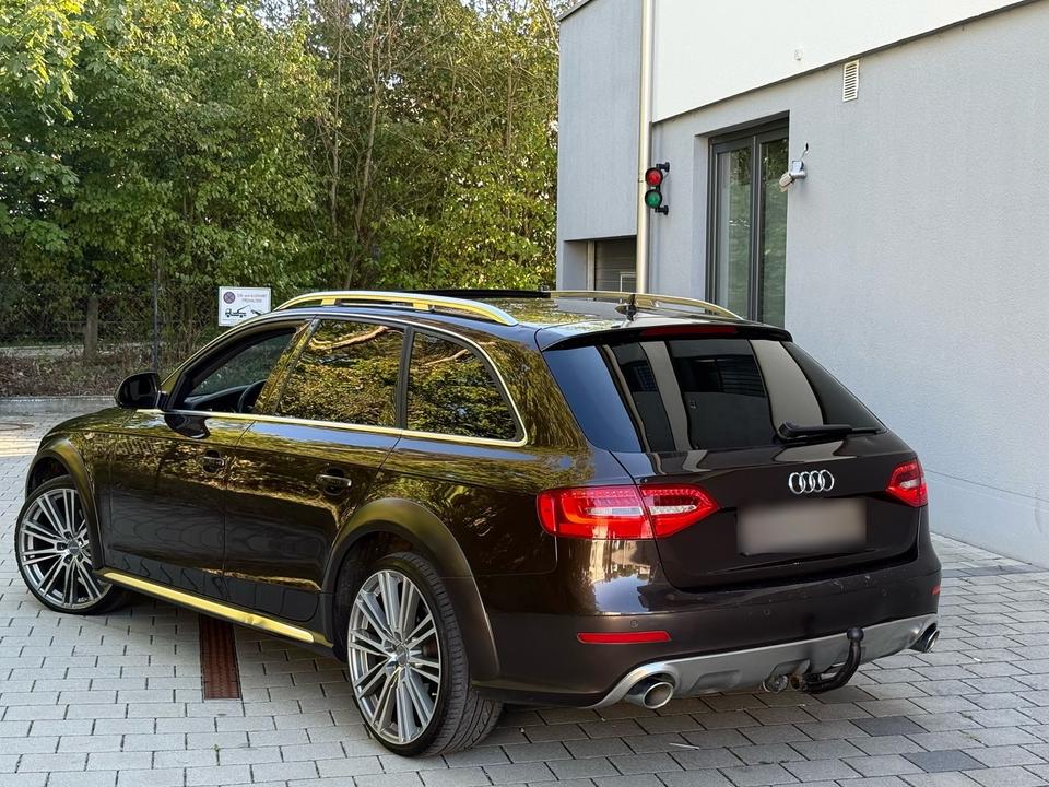 Audi A4 Allroad 2014 — interior