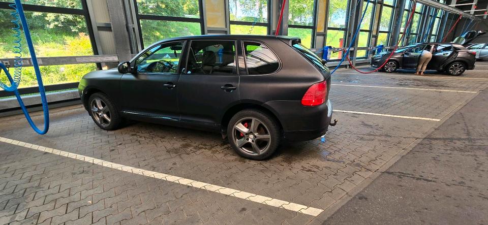 Porsche Cayenne 2006 — вигляд ззаду
