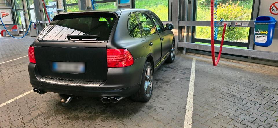 Porsche Cayenne 2006 — салон