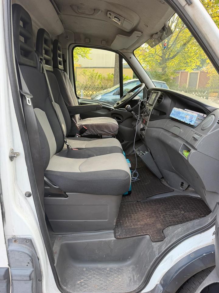 Opel Ampera 2011 — photo 10