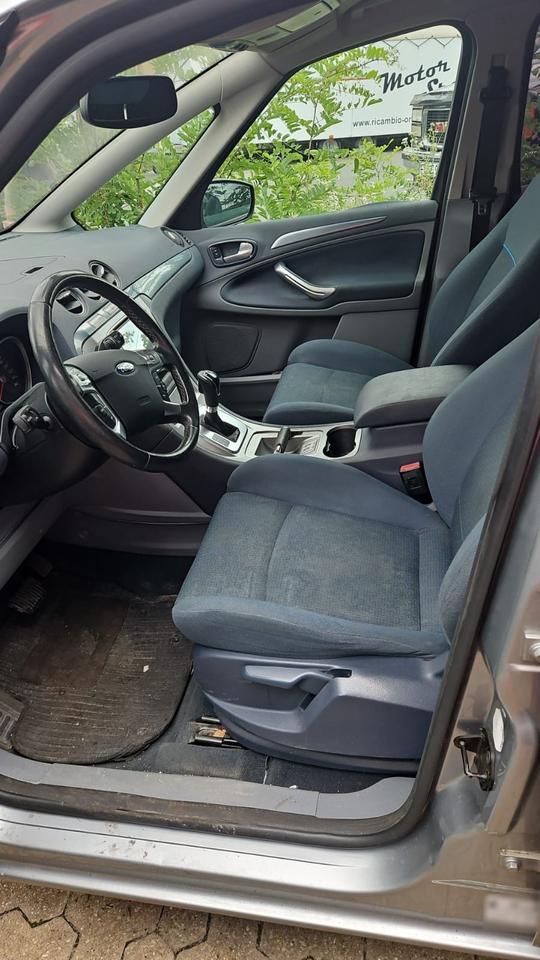 Ford S-Max 2007 — салон