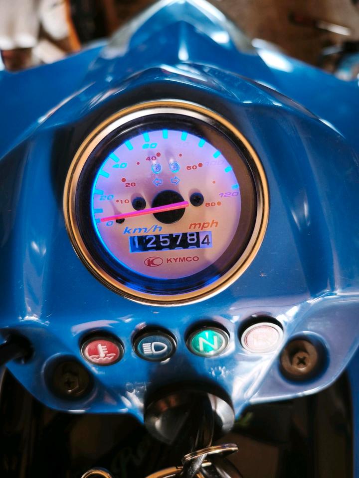 Kymco Maxxer 250 2010 — photo 9