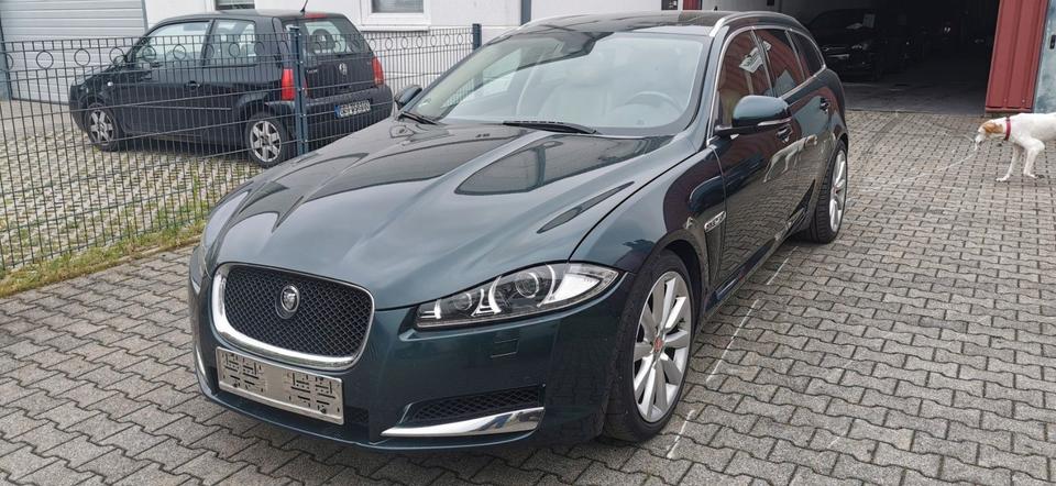 Jaguar XF, 2015