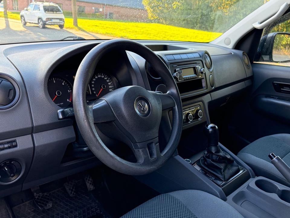 Volkswagen Amarok 2011 — photo 10