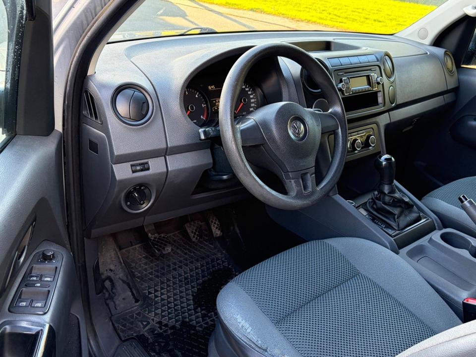 Volkswagen Amarok 2011 — photo 9