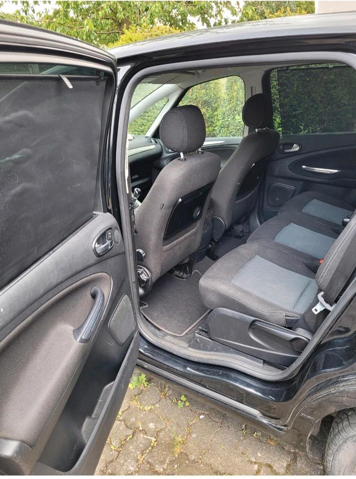 Ford S-Max 2010 — photo 6