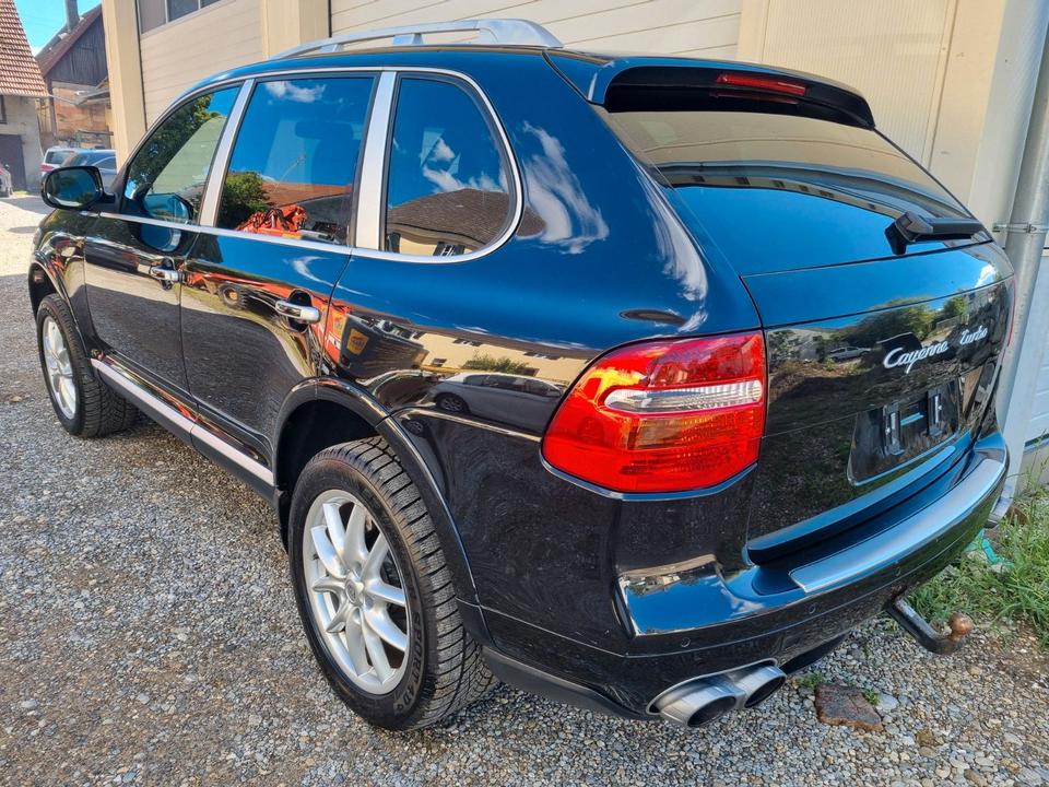Porsche Cayenne 2007 — rear view