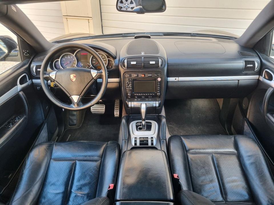 Porsche Cayenne 2007 — photo 7