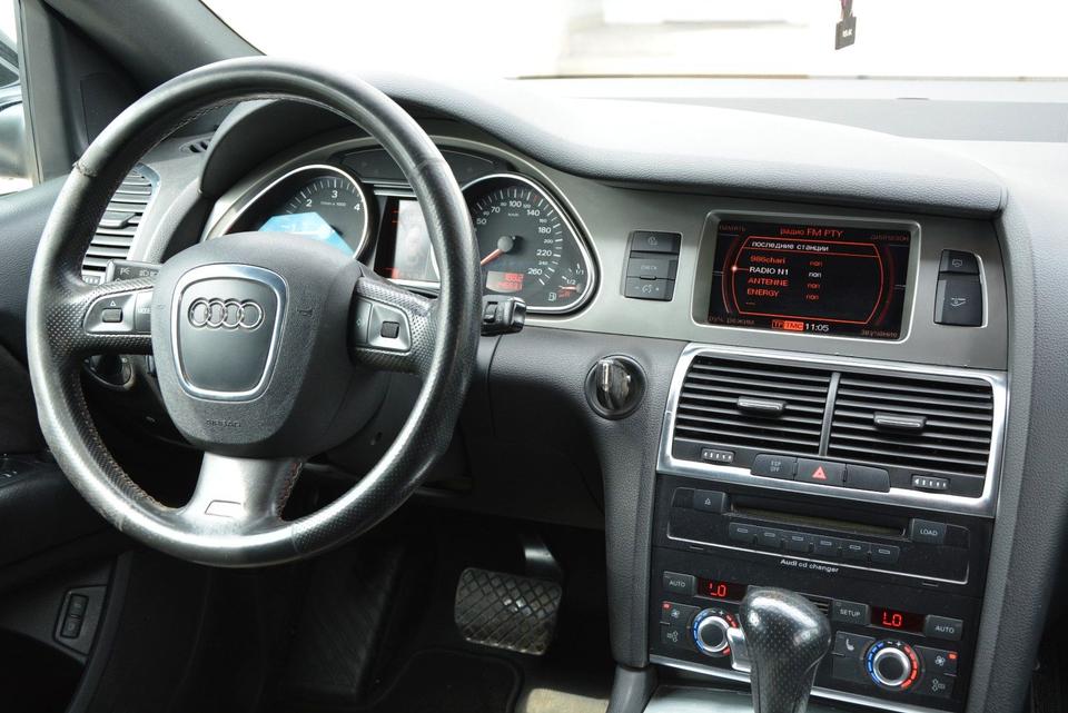 Audi Q7 2006 — photo 13