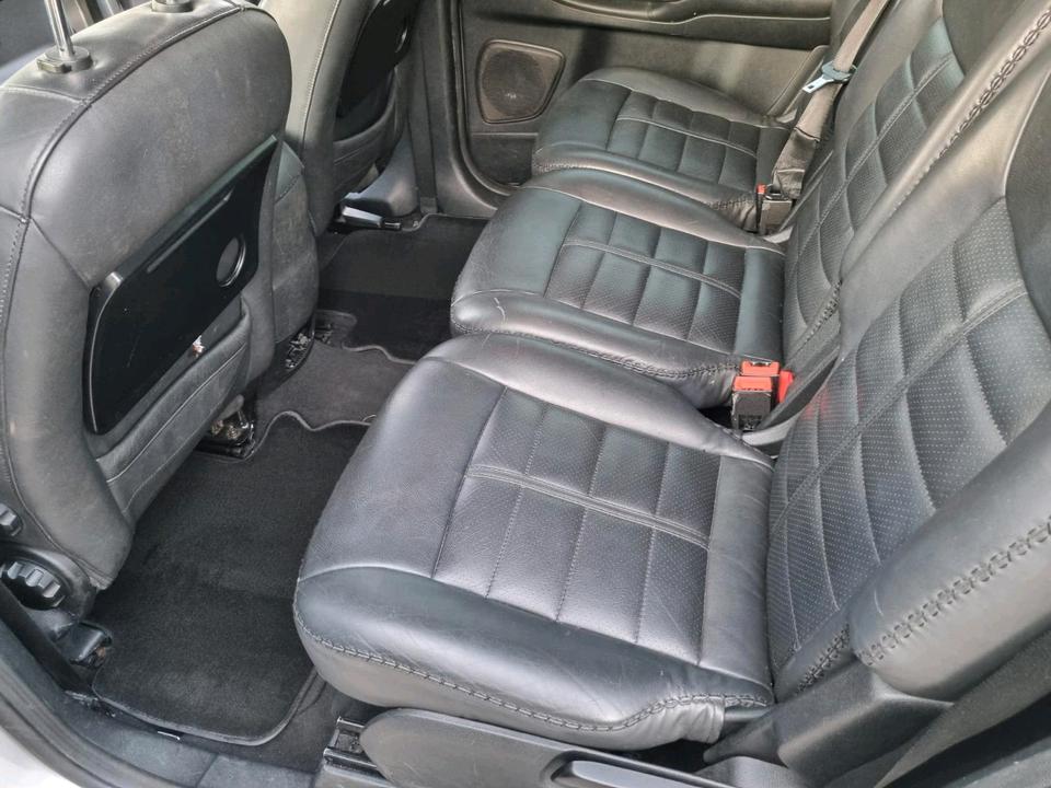 Ford S-Max 2009 — photo 10