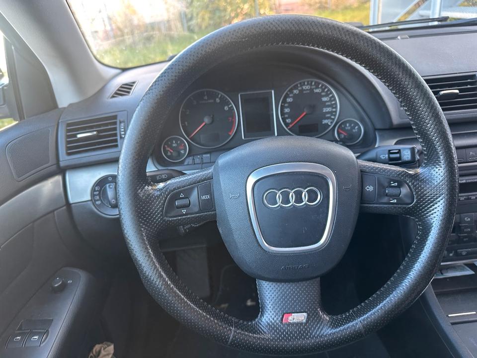 Audi A4 2005 — photo 5