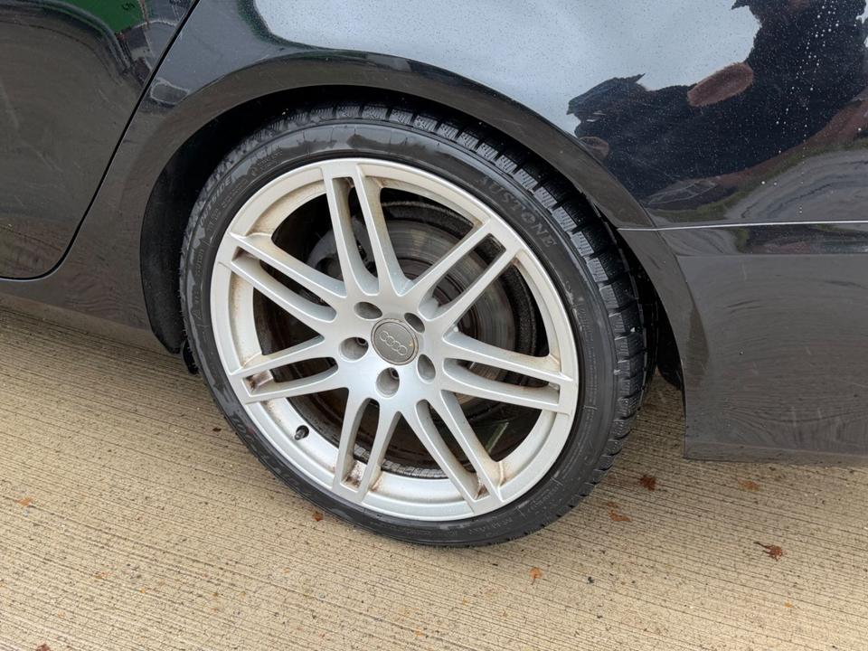 Audi A4 2008 — photo 11