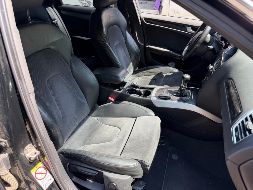 Audi A4 2008 — photo 12
