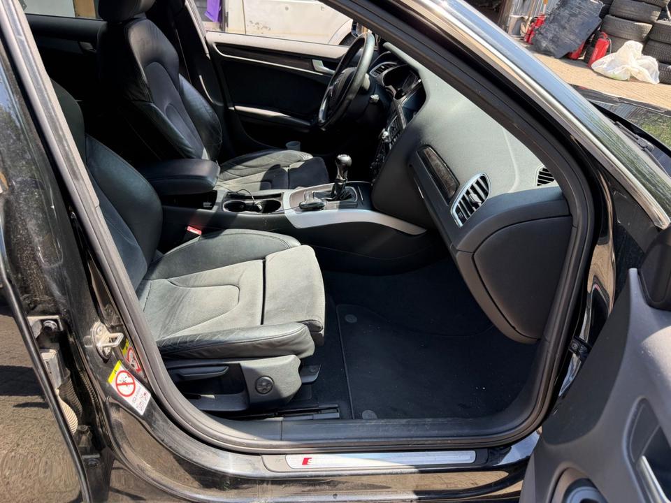 Audi A4 2008 — photo 13