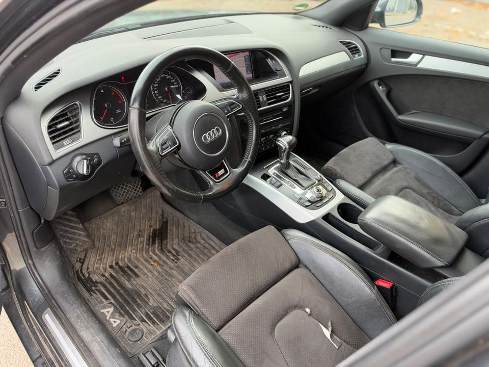Audi A4 2012 — photo 10