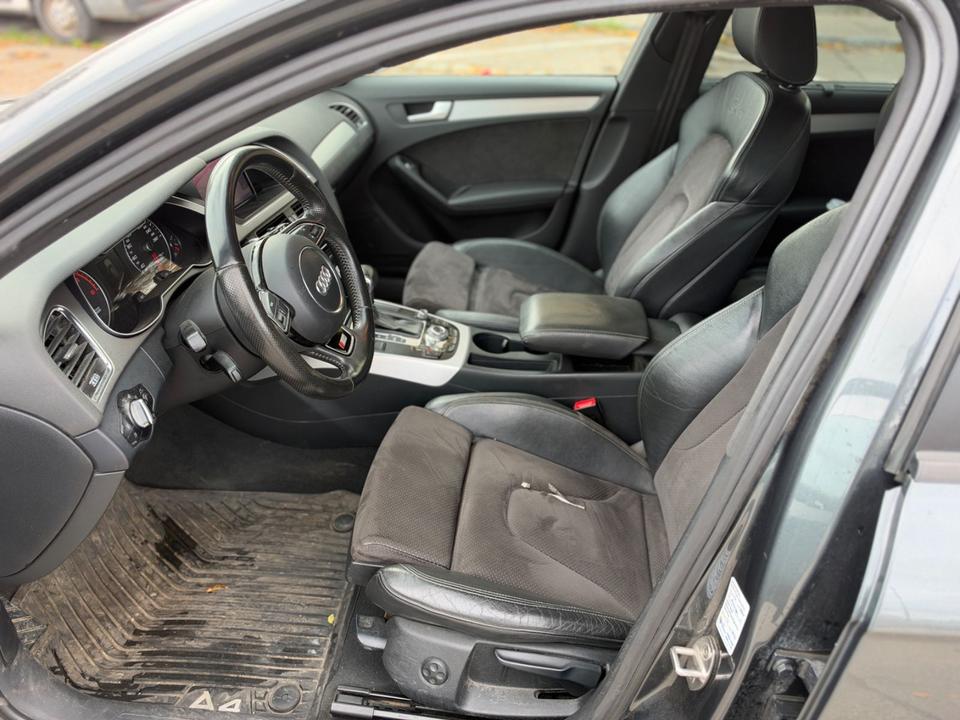 Audi A4 2012 — photo 11