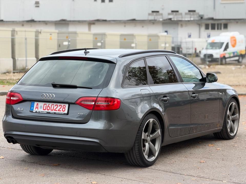 Audi A4 2012 — photo 5